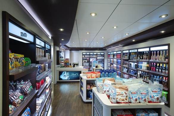 MSC Cruises MSC Lirica Duty Free 2 ©MSC Rights - Ivan Sarfatti.jpg